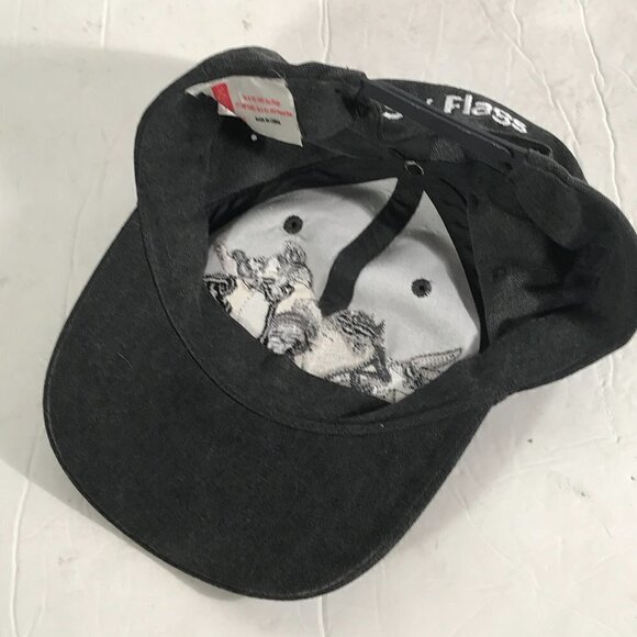 Six FlagsTheme Park Vintage Looney Tunes Snapback Black White Cap Hat - Picture 9 of 11